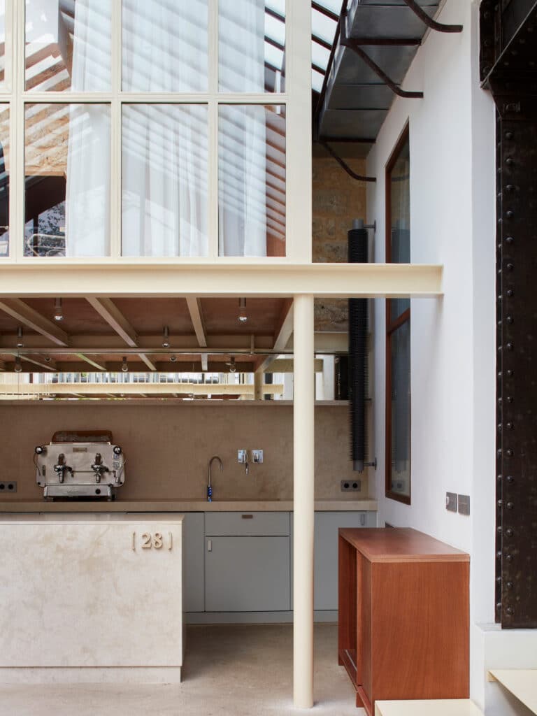 Rideau en voilage technique pour le cabinet d'avocats 28 OCTOBRE