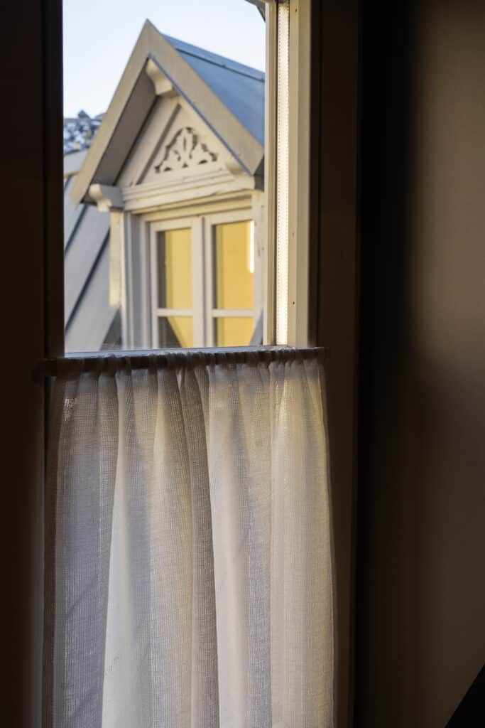 Brise-bise en voilage coloris Flocon